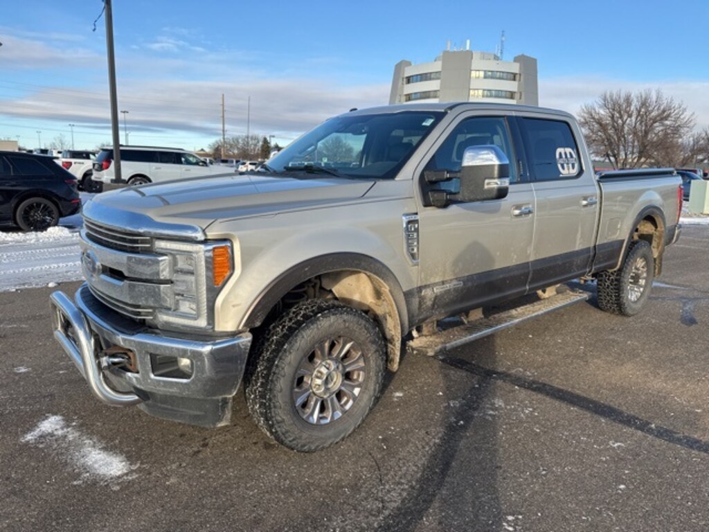 Used 2017 Ford F-350SD Lariat Truck