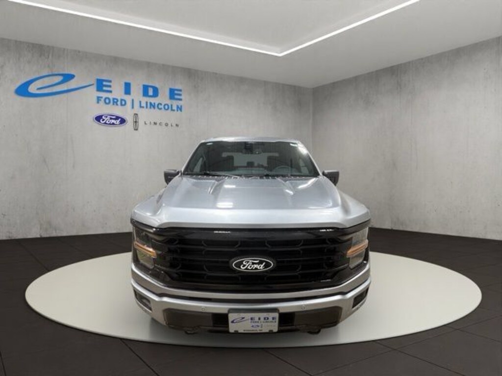 New 2026 Ford F-150 XLT Black Appearance Truck SuperCrew Cab