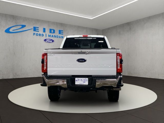 2026 Ford F-350 Super Duty XLT - Photo 6