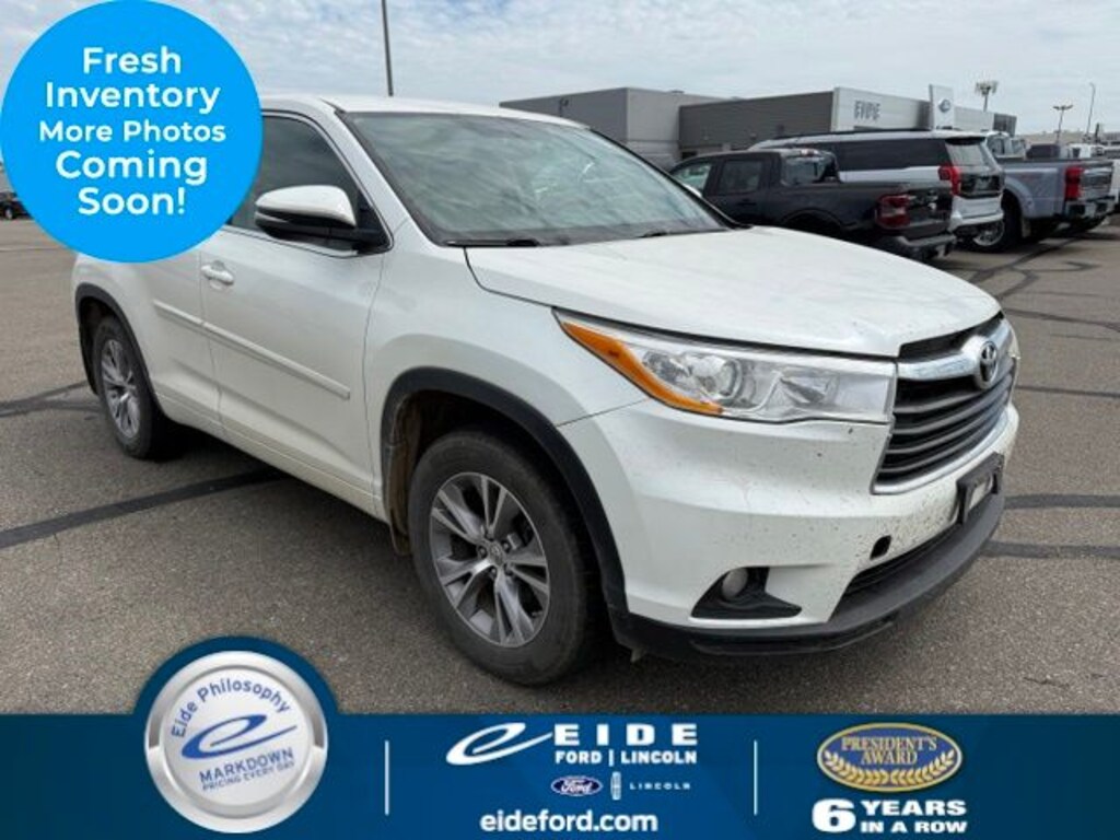 Used 2014 Toyota Highlander LE Plus V6 SUV