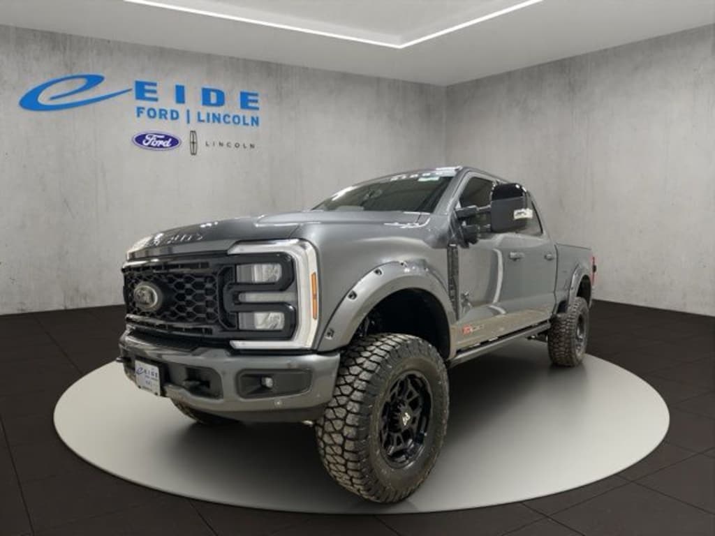 New 2026 Ford F-250 Lariat Rocky Ridge Truck Crew Cab