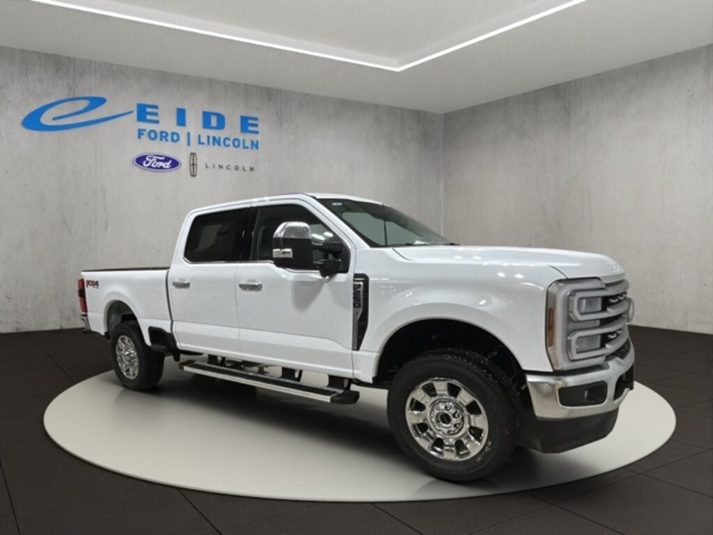 New 2026 Ford F-250 Lariat Truck Crew Cab