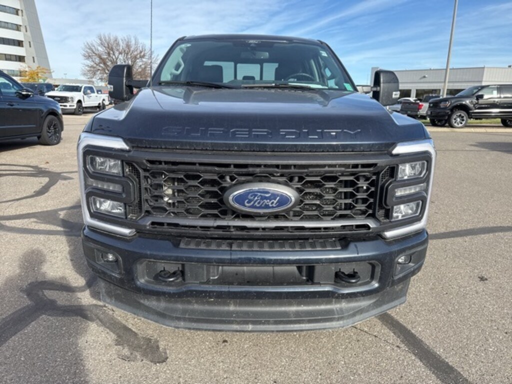 Used 2024 Ford F-350SD Lariat Truck