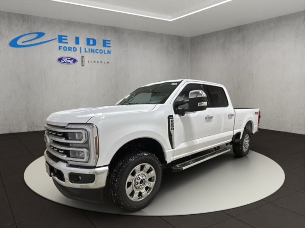 New 2026 Ford F-250 Lariat Truck Crew Cab