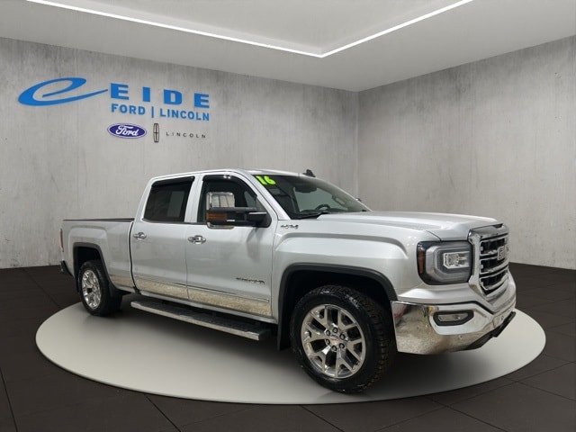 2016 GMC Sierra SLT's photo
