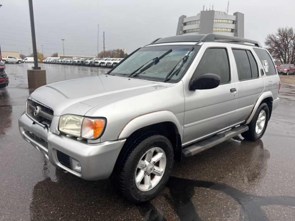 Used 2003 Nissan Pathfinder SE SUV