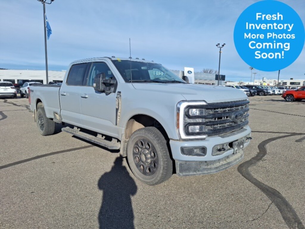 Used 2024 Ford F-250SD Lariat Truck