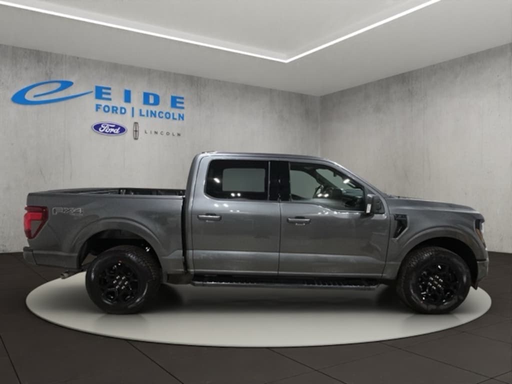 New 2026 Ford F-150 XLT Black Appearance Truck SuperCrew Cab