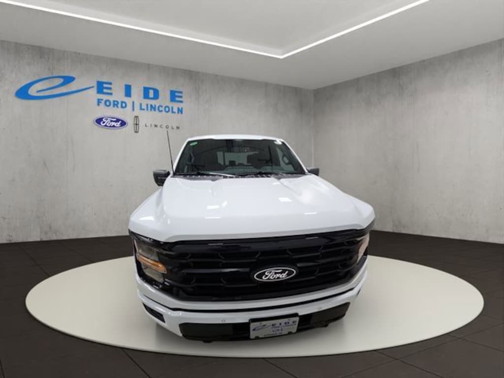 New 2026 Ford F-150 XLT Black Appearance Truck SuperCrew Cab