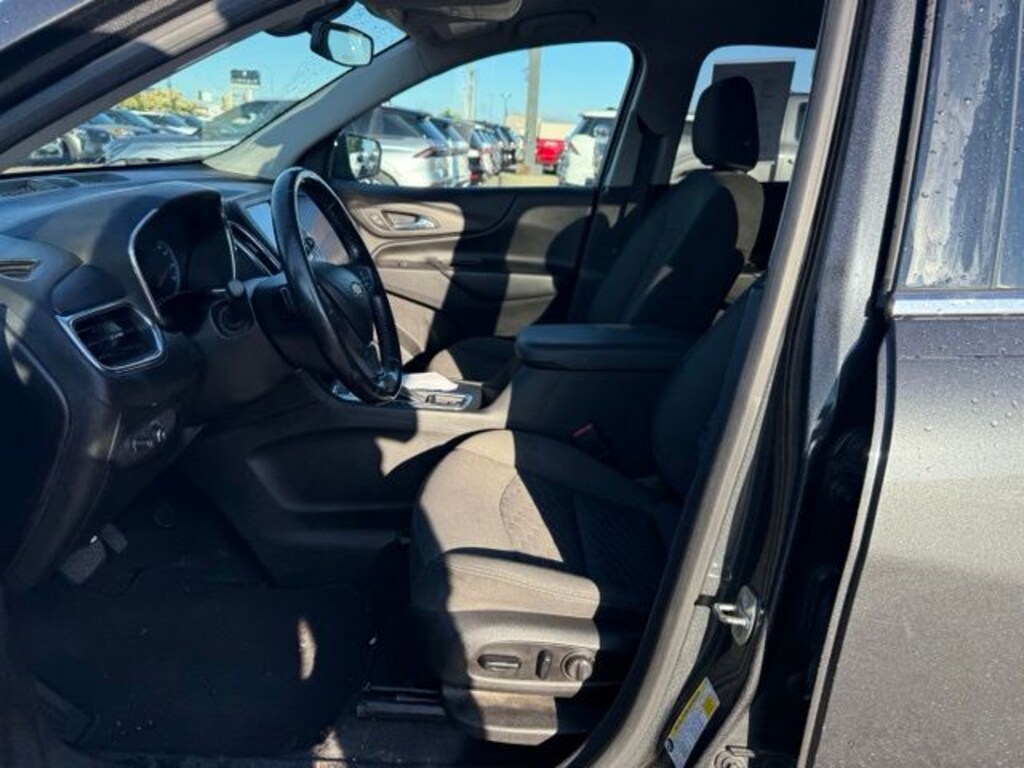 Used 2018 Chevrolet Equinox LT SUV