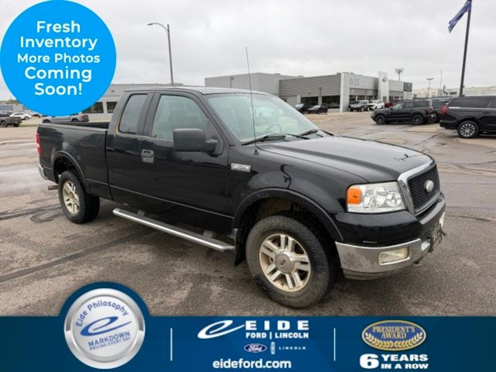 Used 2005 Ford F-150 Lariat Truck