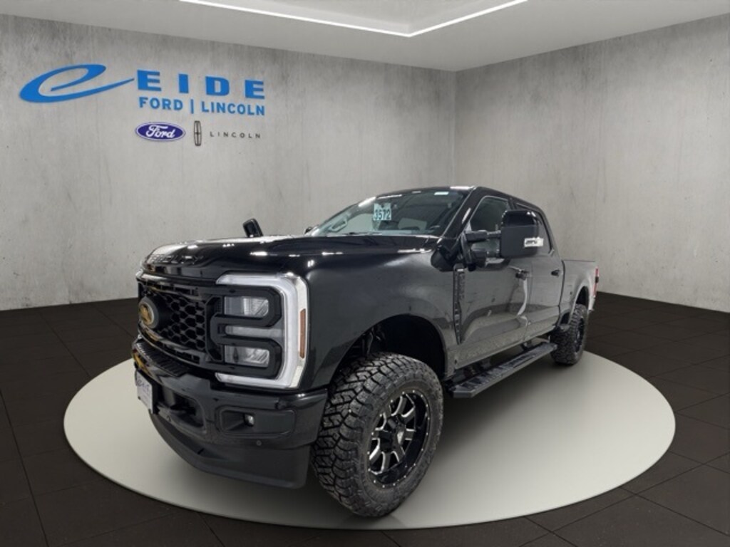 New 2025 Ford F-250 Lariat Waldoch Level HD Package Truck Crew Cab