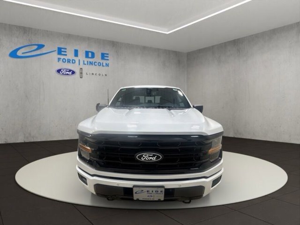 New 2026 Ford F-150 XLT Black Appearance Truck SuperCrew Cab