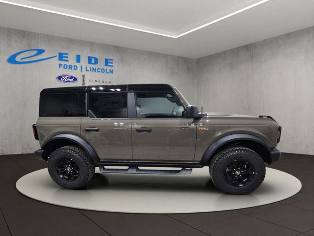 New 2026 Ford Bronco Badlands SUV