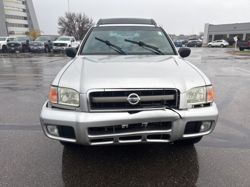 Used 2003 Nissan Pathfinder SE SUV