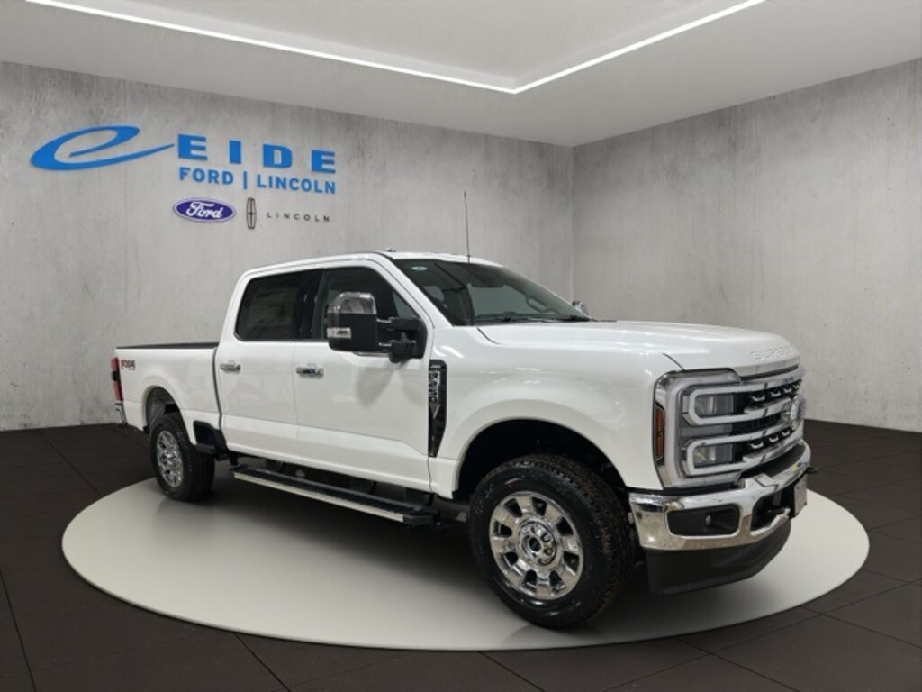 New 2026 Ford F-250 Lariat Truck Crew Cab