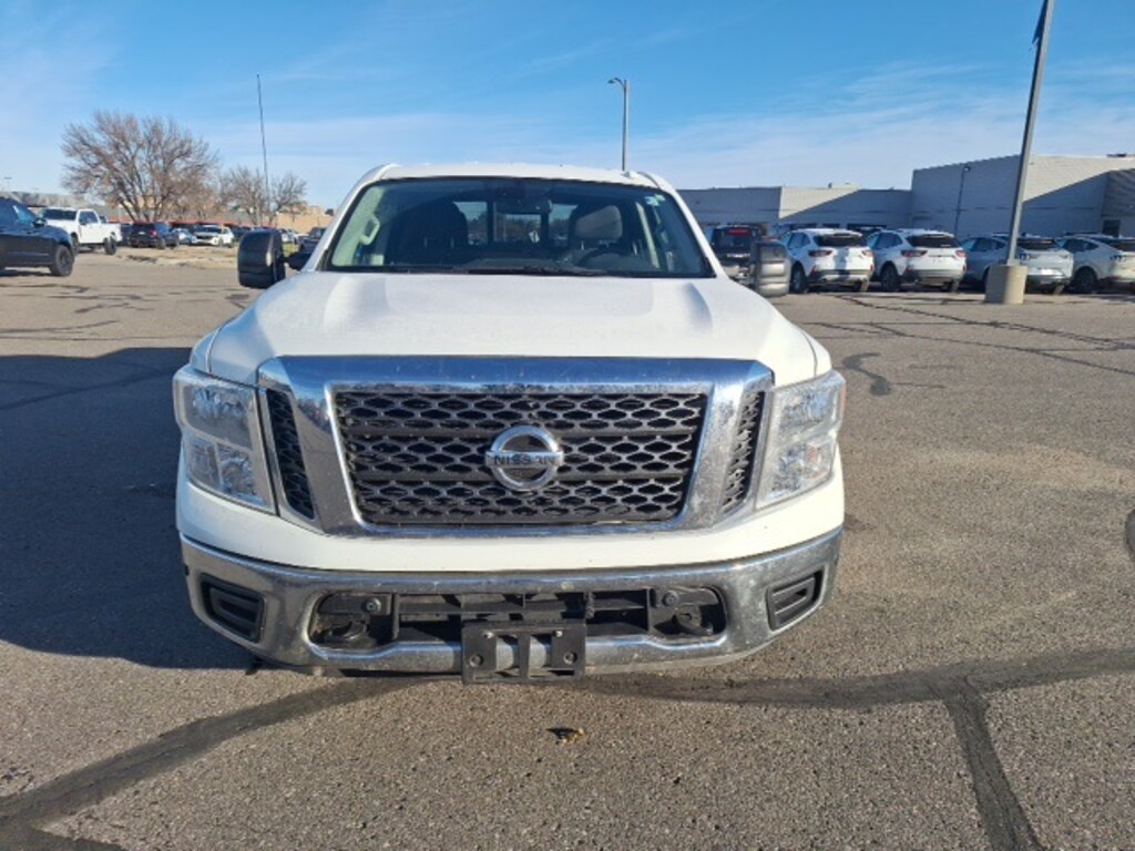 Used 2018 Nissan Titan SV Truck