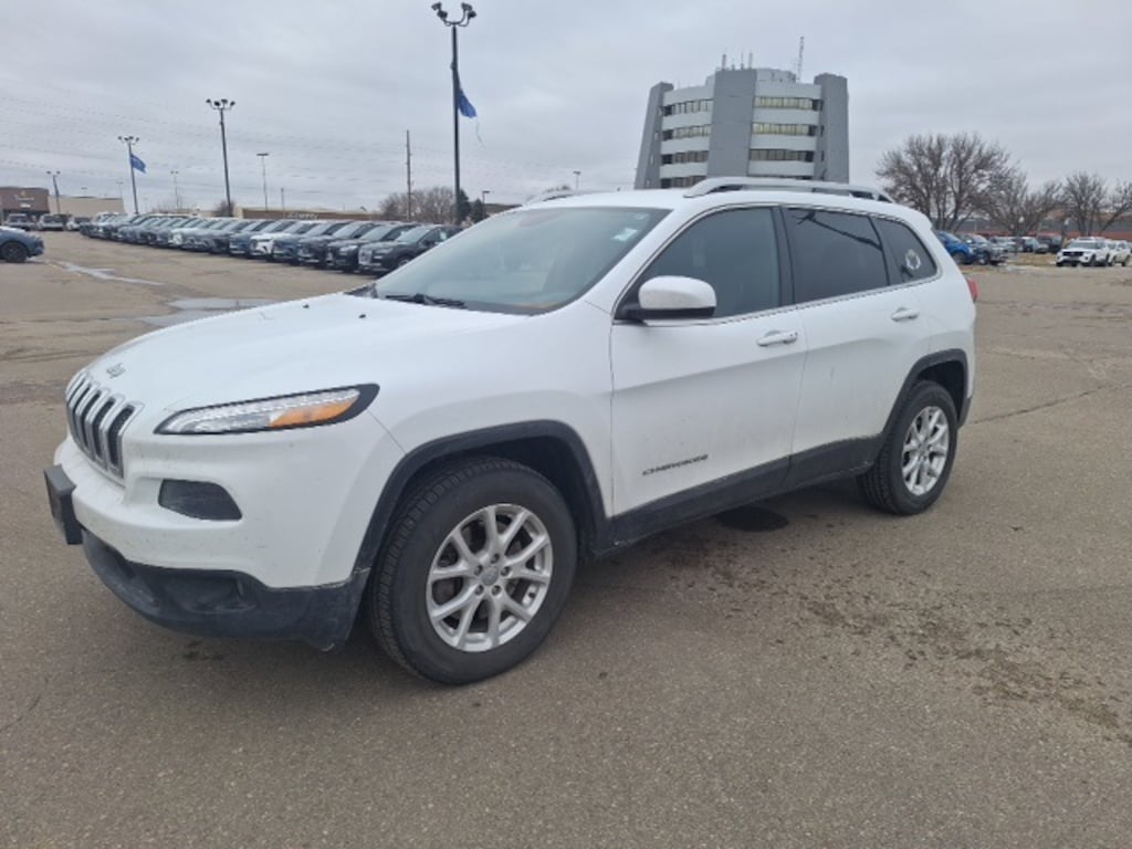 Used 2014 Jeep Cherokee Latitude SUV