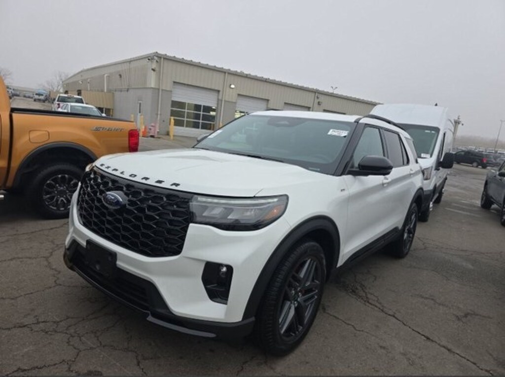 Used 2025 Ford Explorer ST-Line SUV