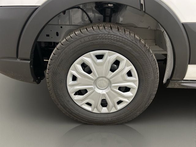 2025 Ford E-Transit Cargo Van Base - Photo 9