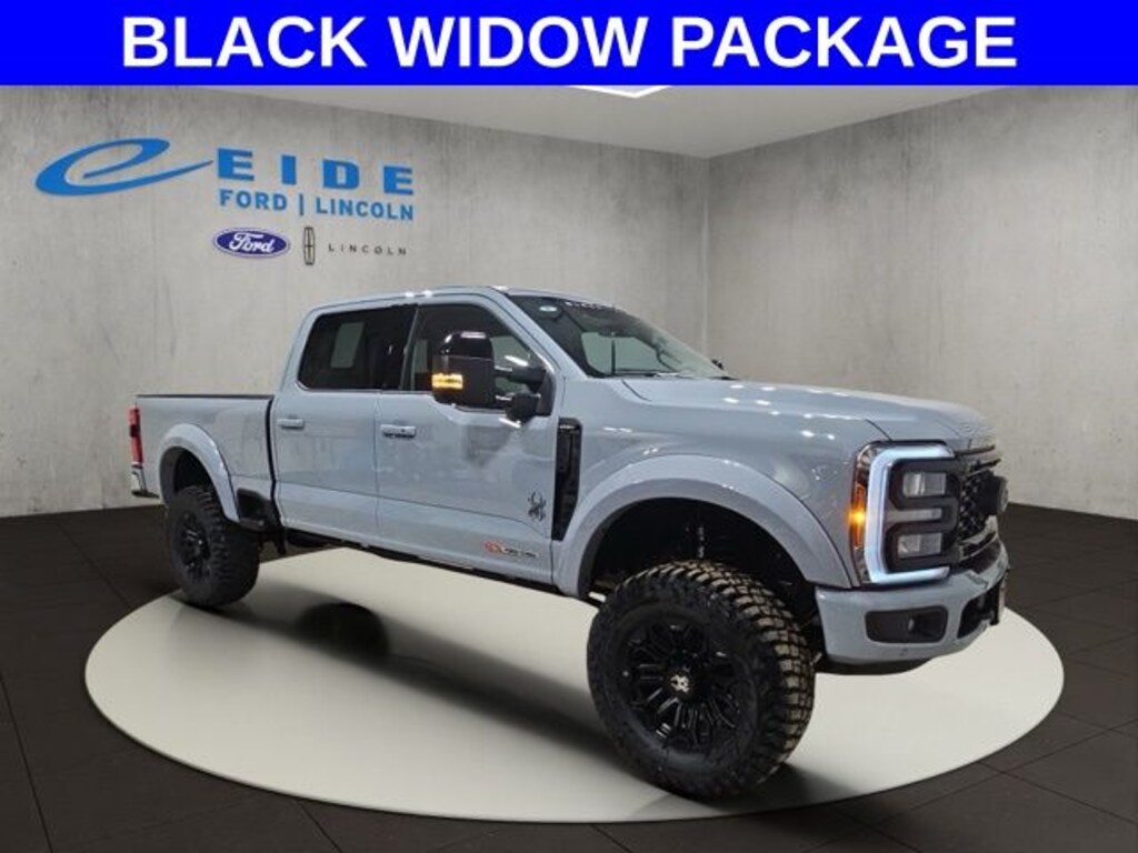 New 2026 Ford F-250 Lariat Black Widow Truck Crew Cab