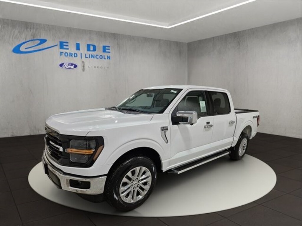 New 2025 Ford F-150 XLT Chrome Truck SuperCrew Cab
