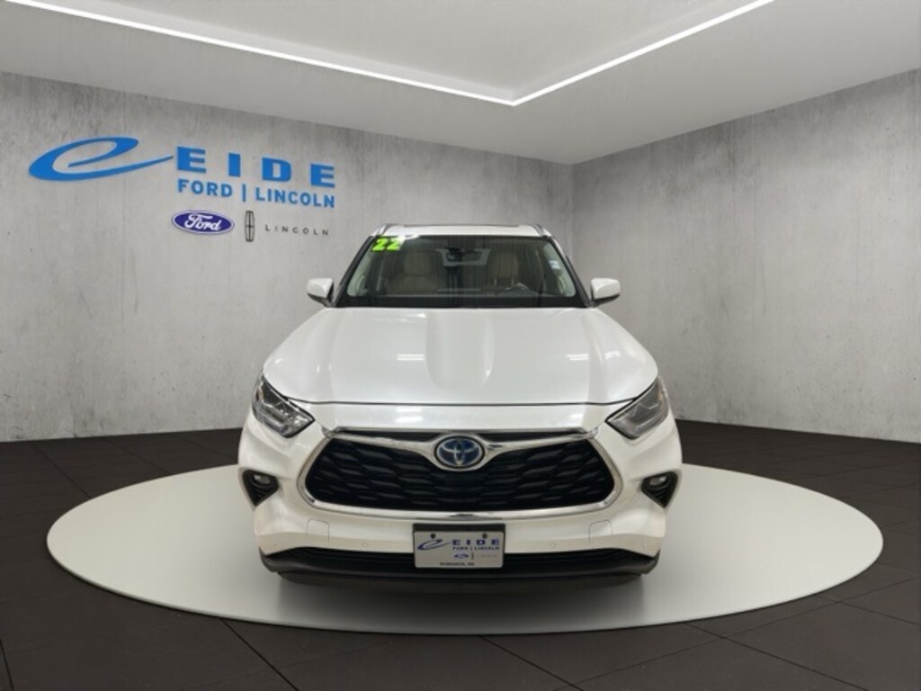 Used 2022 Toyota Highlander Hybrid Limited SUV