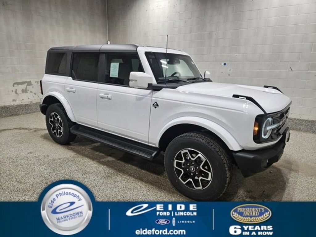 New 2025 Ford Bronco Outer Banks SUV