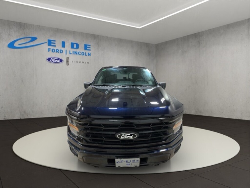 New 2026 Ford F-150 XLT Black Appearance Truck SuperCrew Cab