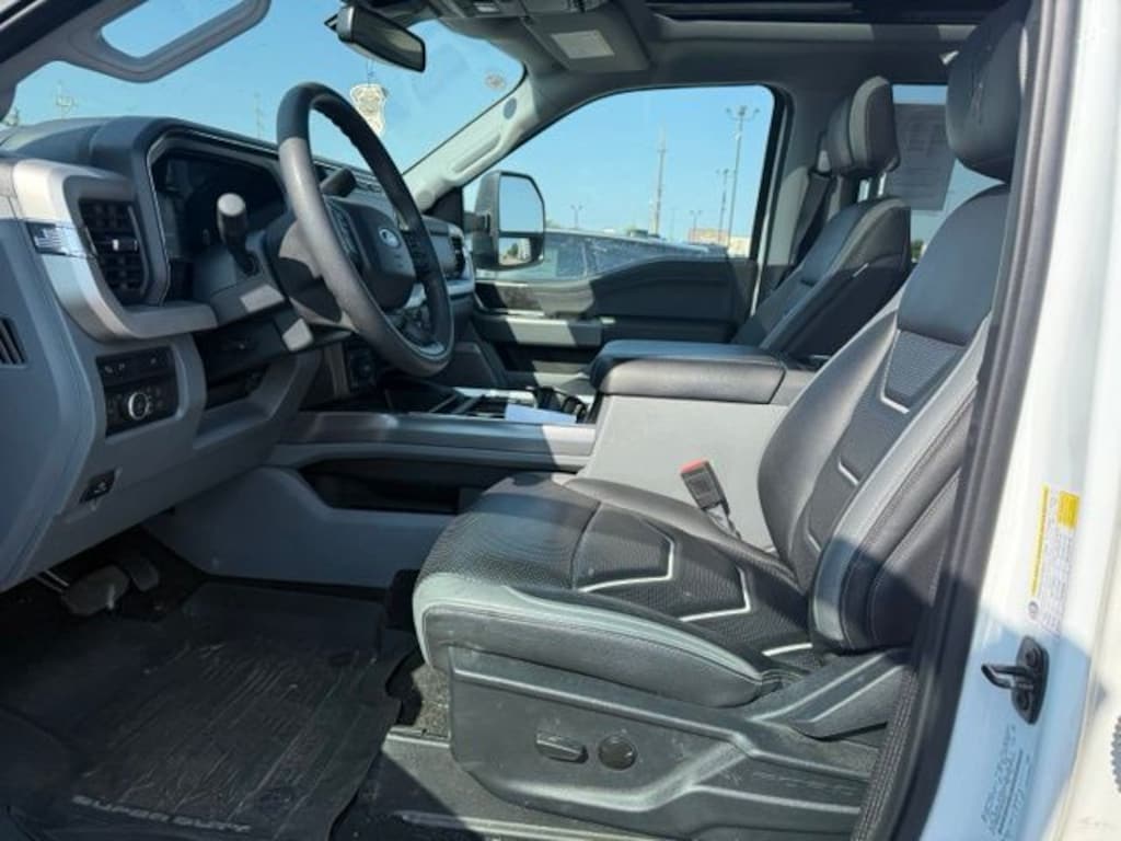 Used 2024 Ford F-250SD XLT Waldoch Truck
