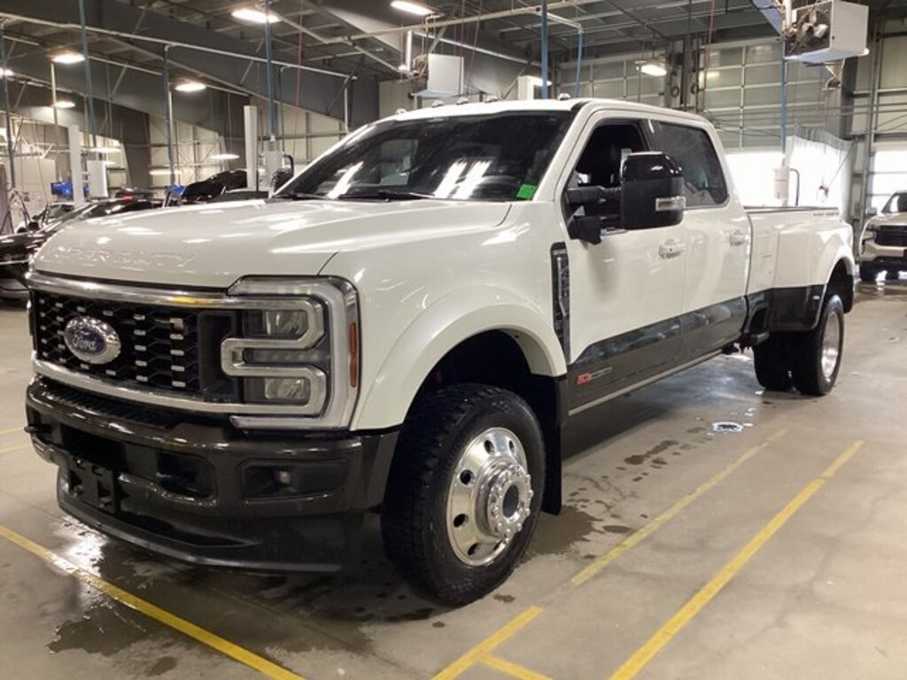 Used 2025 Ford F-450SD King Ranch Truck