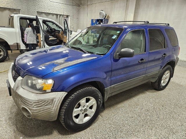 Used 2006 Ford Escape XLT with VIN 1FMYU93186KC43743 for sale in Bismarck, ND