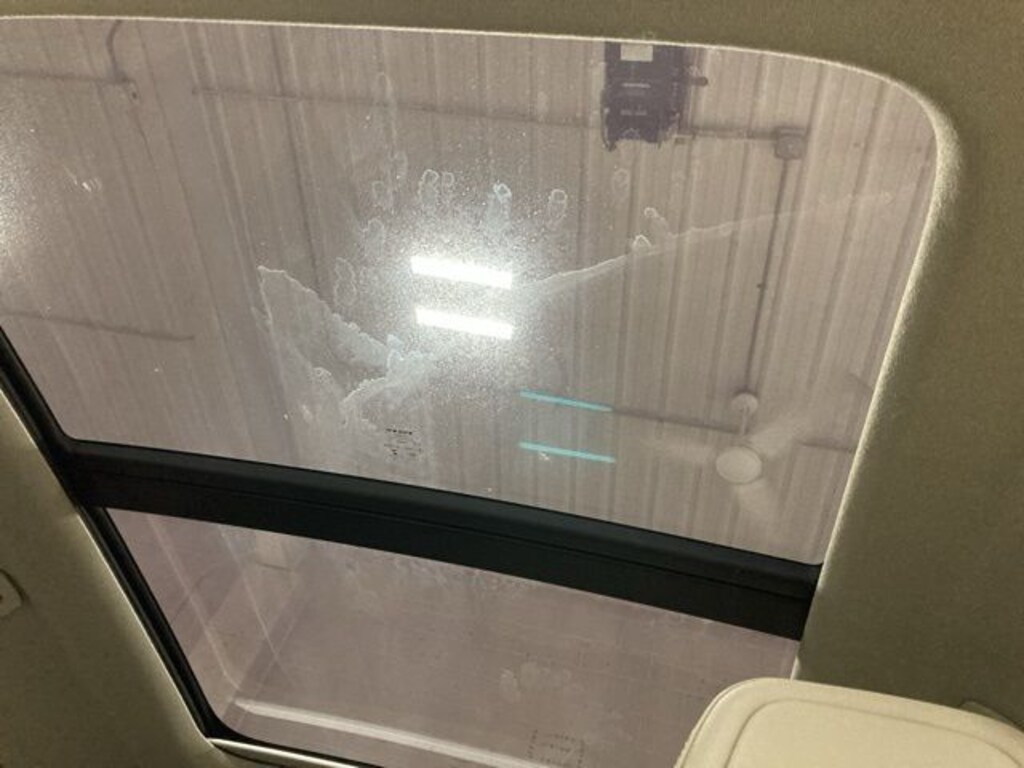 Used 2021 Volvo XC40 Momentum SUV