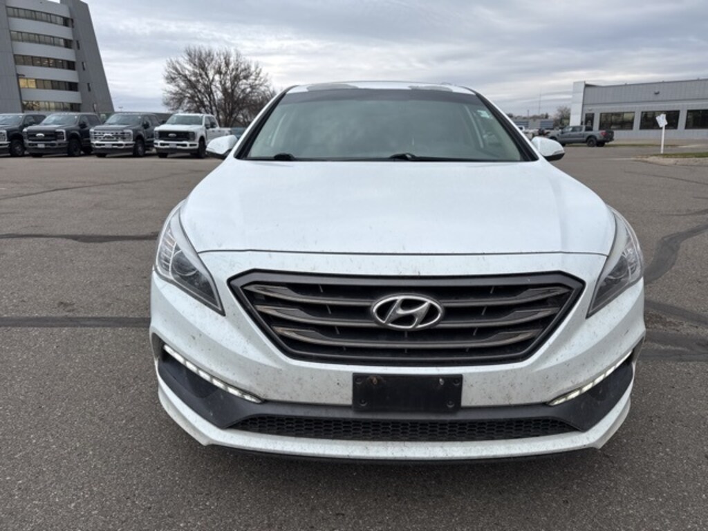 Used 2016 Hyundai Sonata Limited Sedan