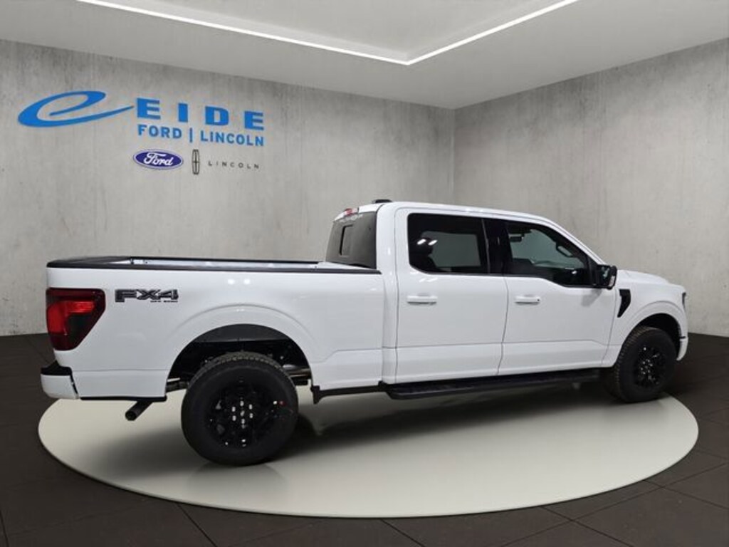 New 2026 Ford F-150 XLT Black Appearance Truck SuperCrew Cab