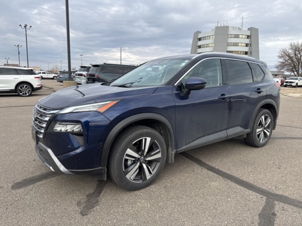 Used 2024 Nissan Rogue SL SUV