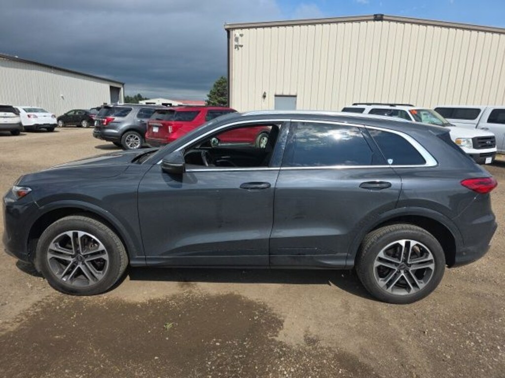 Used 2025 Audi Q5 2.0T Premium SUV