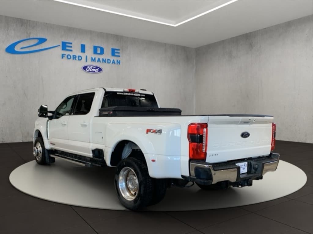 Used 2023 Ford F-450SD Lariat Truck