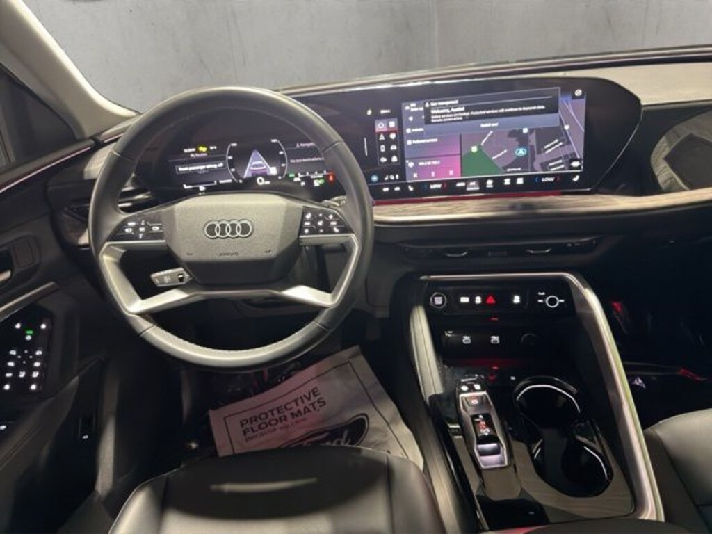 Used 2025 Audi Q5 2.0T Premium SUV