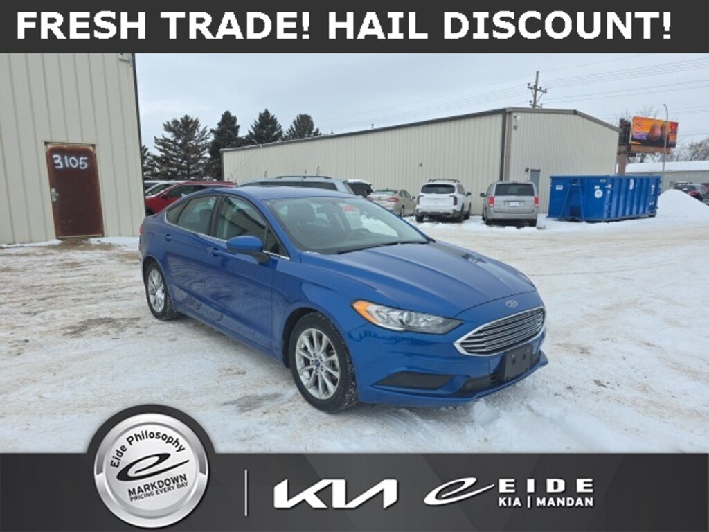 Used 2017 Ford Fusion SE Sedan