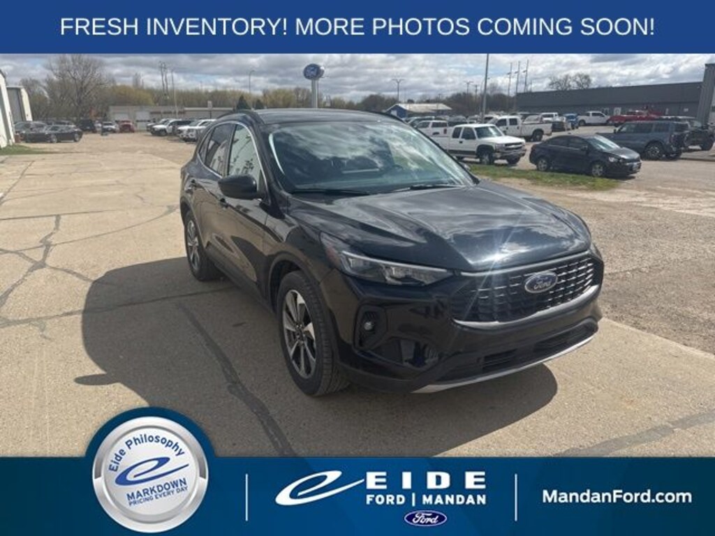 Used 2025 Ford Escape Platinum SUV