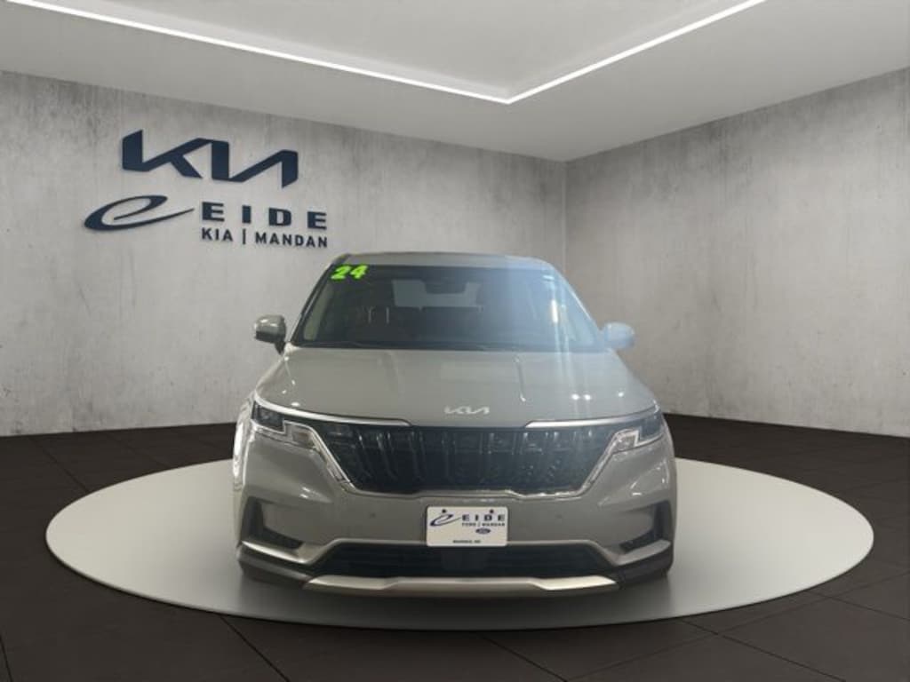 Certified 2024 Kia Carnival EX Minivan/Van
