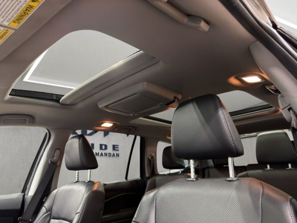 Used 2022 Honda Pilot Elite SUV