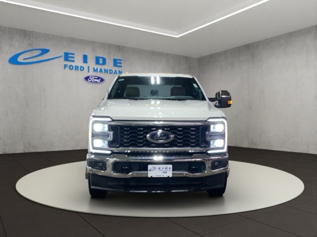 New 2026 Ford F-350SD Lariat Truck