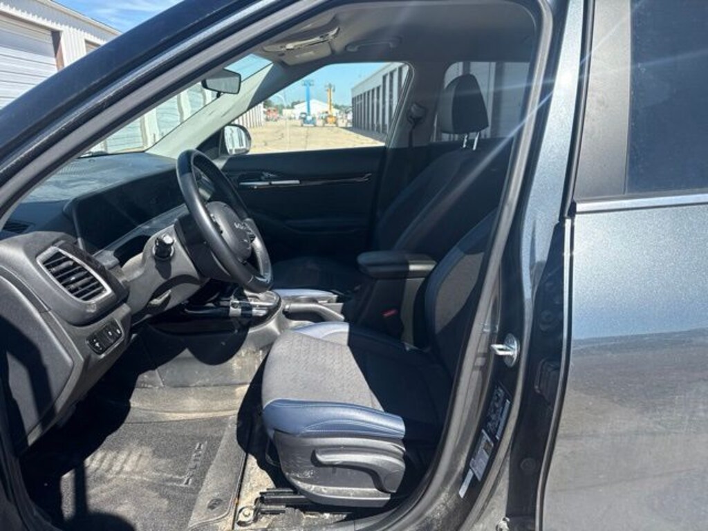 Used 2024 Kia Seltos S SUV