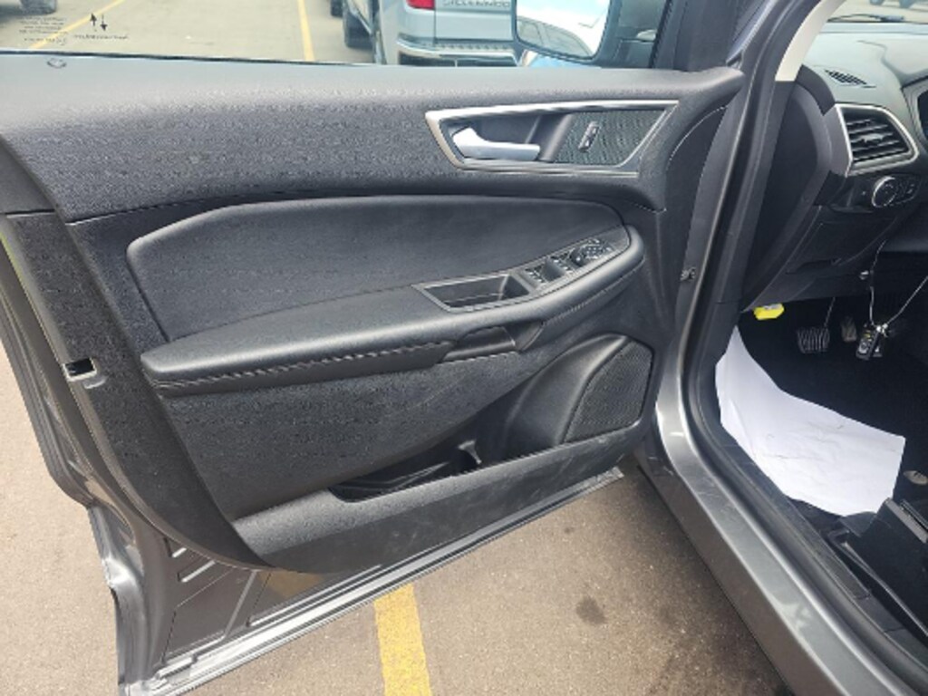 Used 2024 Ford Edge SEL SUV