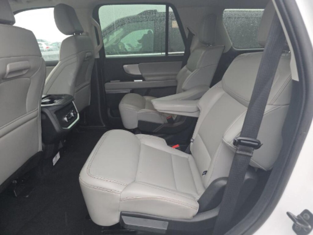 Used 2025 Ford Expedition Active SUV
