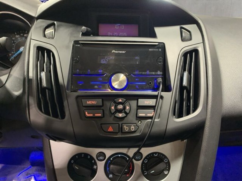 Used 2012 Ford Focus SE Sedan