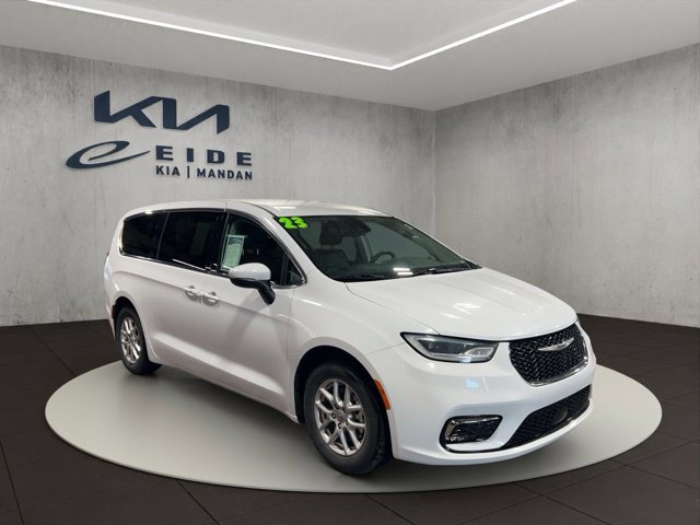  Chrysler Pacifica