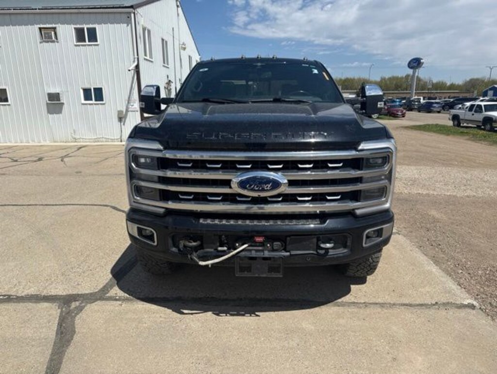 Used 2023 Ford F-250SD Platinum Truck